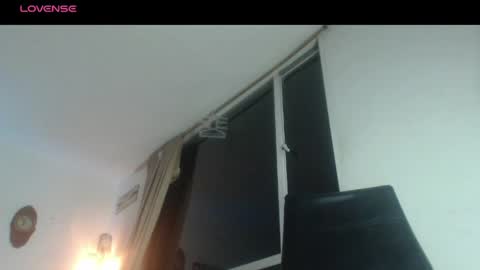 Snapshot of thomasjons chatting on 04/28/26, 09:47 thomasjons online show from 04/28/26, 09:47
