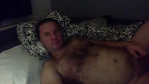 Snapshot of thomaspol chatting on 01/01/25, 12:00 Tom online show from 01/01/25, 12:00