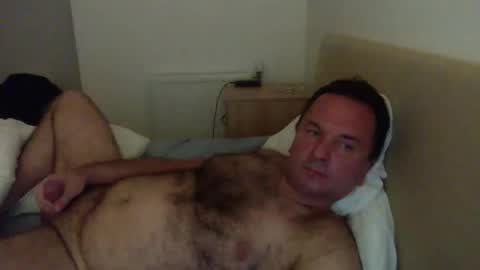 Snapshot of thomaspol chatting on 09/08/25, 10:31 Tom online show from 09/08/25, 10:31