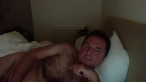 Snapshot of thomaspol chatting on 11/24/25, 10:53 Tom online show from 11/24/25, 10:53