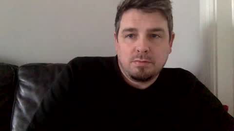 Snapshot of thomisfra chatting on 02/23/25, 12:37 thomisfra online show from 02/23/25, 12:37