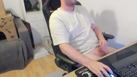 thommy2008 online show from 10/08/25, 02:14