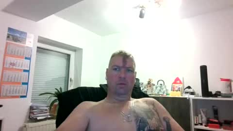 Snapshot of thomsen1478 chatting on 06/19/26, 07:34 thomsen1478 online show from 06/19/26, 07:34
