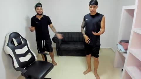 thomson_hot01 online show from 02/15/26, 05:04