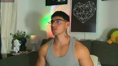 Snapshot of thomylov chatting on 04/12/26, 02:27 thomylov online show from 04/12/26, 02:27