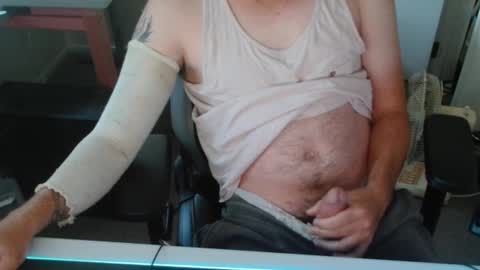 Snapshot of thongb0i chatting on 01/02/25, 07:51 thongb0i online show from 01/02/25, 07:51