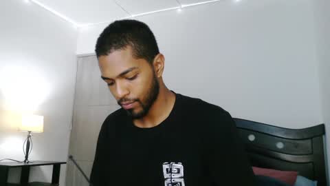 thonyy online show from 02/05/25, 12:06