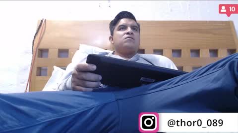 Snapshot of thor0200 chatting on 01/29/25, 05:56 thor0200 online show from 01/29/25, 05:56