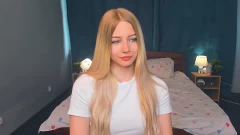 Snapshot of thoracarter chatting on 06/17/26, 06:16 thoracarter online show from 06/17/26, 06:16
