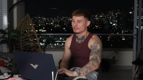 Snapshot of thorclarck_ chatting on 12/04/24, 12:19 Sebastian online show from 12/04/24, 12:19