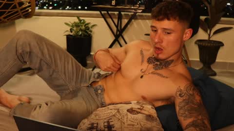 Snapshot of thorclarck_ chatting on 01/18/25, 01:52 Sebastian online show from 01/18/25, 01:52