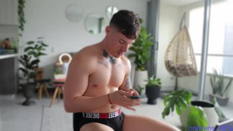 Snapshot of thorclarck_ chatting on 02/24/25, 07:30 Sebastian online show from 02/24/25, 07:30