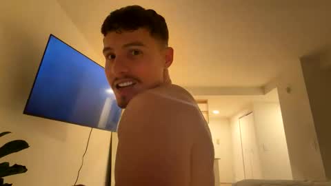 Snapshot of thorclarck_ chatting on 04/24/26, 04:15 Sebastian online show from 04/24/26, 04:15