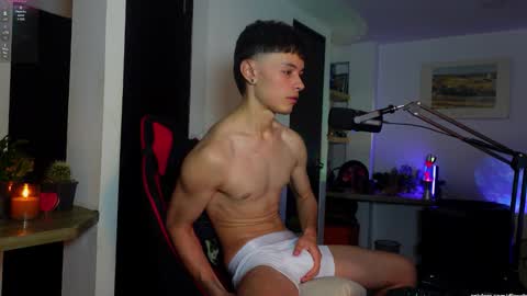 Snapshot of thoroughbredxx chatting on 02/27/26, 02:22 L e a n d e r 25OFF ON MY OF online show from 02/27/26, 02:22