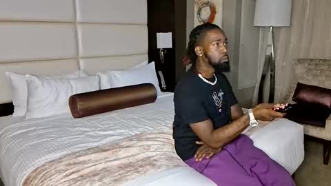 Thotyboy online show from 10/28/25, 10:52