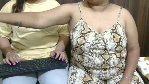 Snapshot of threesome_indian chatting on 07/12/26, 03:19 kabir 32 guy khushi 31 wife kavya 23 sexy frnd online show from 07/12/26, 03:19