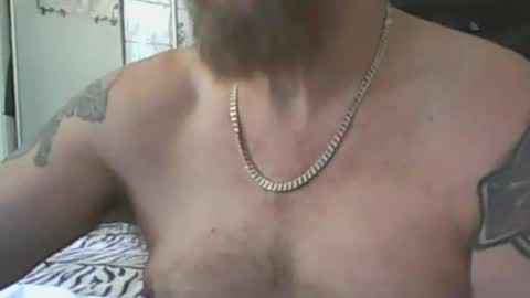 Snapshot of thrillingozziecock chatting on 09/30/25, 02:38 thrillingozziecock online show from 09/30/25, 02:38