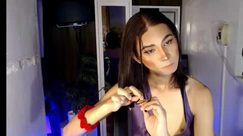 thrishafox online show from 02/16/26, 05:09