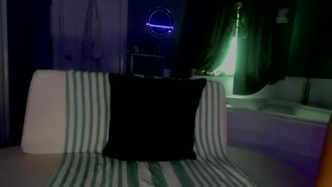 Snapshot of throatgoatidagaf chatting on 06/16/26, 06:32 Ida online show from 06/16/26, 06:32