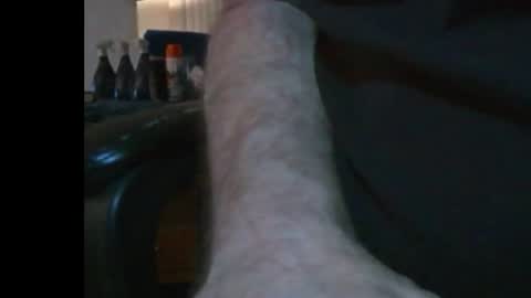 Snapshot of throbbing1 chatting on 04/18/26, 09:24 throbbing1 online show from 04/18/26, 09:24