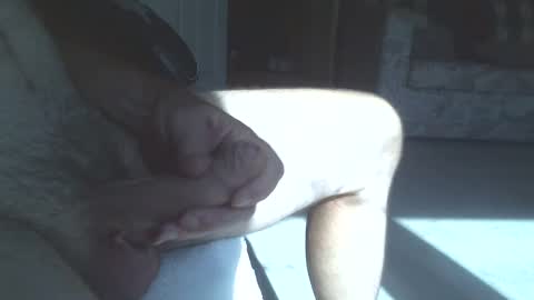 Snapshot of throbbing4u2nite chatting on 10/05/25, 03:54 throbbing4u2nite online show from 10/05/25, 03:54