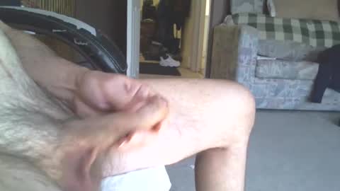 Snapshot of throbbing4u2nite chatting on 04/11/26, 02:43 throbbing4u2nite online show from 04/11/26, 02:43