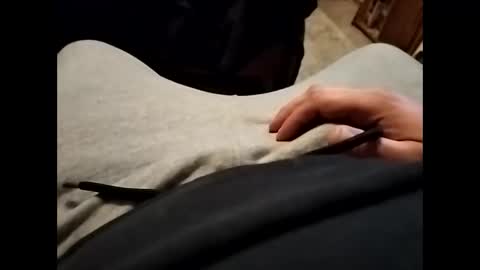 Snapshot of throbbing4u69 chatting on 04/20/26, 07:55 throbbing4u69 online show from 04/20/26, 07:55