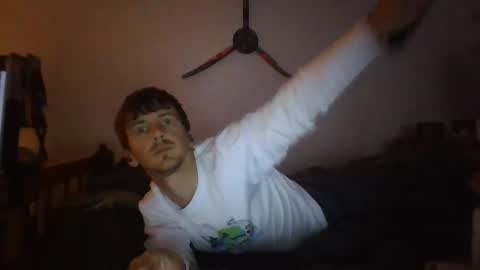 Throw11 online show from 01/01/25, 03:23