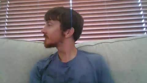 Snapshot of throw11 chatting on 04/10/26, 11:53 Throw11 online show from 04/10/26, 11:53