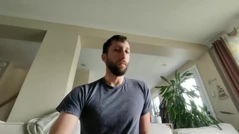 throwawayafteruse20202 online show from 11/20/25, 05:12