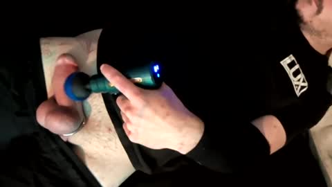 thunder8u42 online show from 10/01/25, 06:58