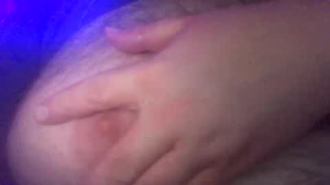 Snapshot of thunderbird2696 chatting on 12/19/25, 07:32 thunderbird2696 online show from 12/19/25, 07:32