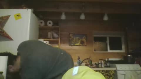 Snapshot of thunderjacker chatting on 11/24/25, 03:50 The Pen is Mightier than Sword online show from 11/24/25, 03:50