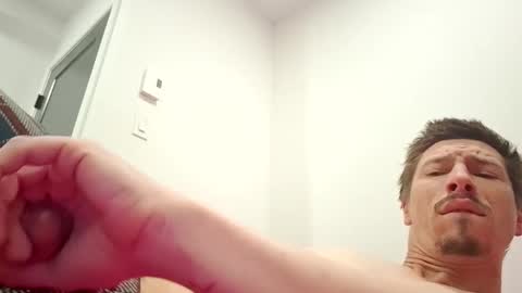 Snapshot of thxgorilla45 chatting on 03/25/26, 12:11 thxgorilla45 online show from 03/25/26, 12:11