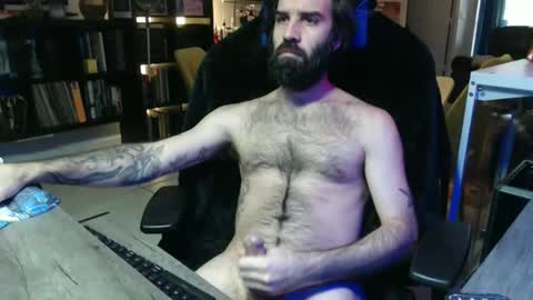 Snapshot of thy_italian chatting on 04/03/26, 05:55 The Italian online show from 04/03/26, 05:55