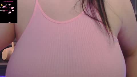 Snapshot of tiabellaxxx chatting on 03/04/25, 02:38 Tia Bella online show from 03/04/25, 02:38
