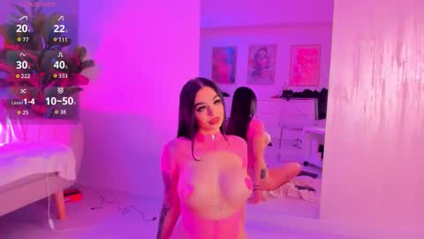 Snapshot of tiabelle chatting on 11/12/25, 06:52 tiabelle online show from 11/12/25, 06:52