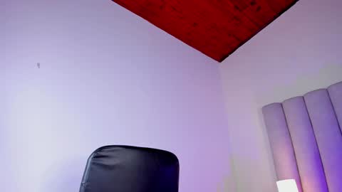 TIANA  online show from 12/17/24, 09:17