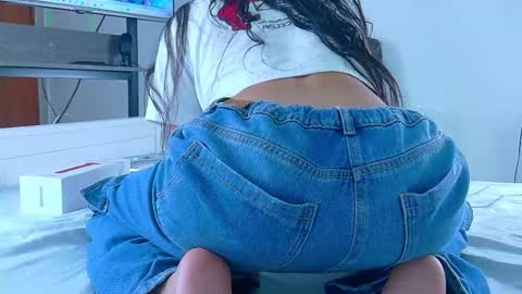 TIANA  online show from 09/15/25, 07:47