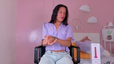 TIANA  online show from 10/11/25, 08:07