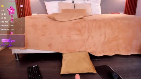 Snapshot of tiana_glow chatting on 01/09/25, 01:29 tihana online show from 01/09/25, 01:29