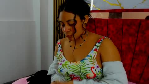Snapshot of tiana_hots chatting on 04/20/26, 12:57 tiana_hots online show from 04/20/26, 12:57