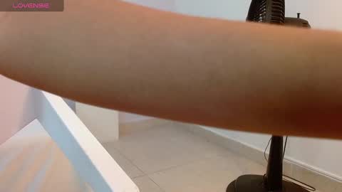 tianaglow4 online show from 02/07/25, 06:13