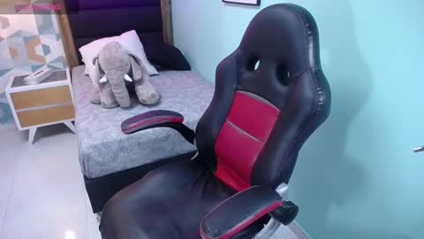 tianapiket online show from 01/30/25, 11:33