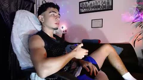 Snapshot of tiancam chatting on 04/18/26, 02:37 TIAN online show from 04/18/26, 02:37