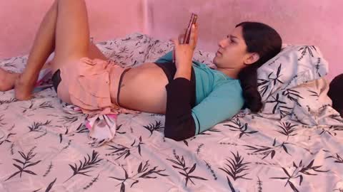 Snapshot of tianiiss_sweet chatting on 05/28/26, 04:37 Tiana online show from 05/28/26, 04:37