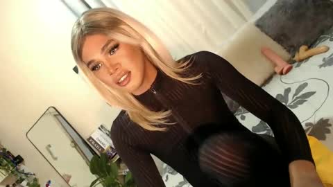 Sam online show from 02/20/25, 05:44