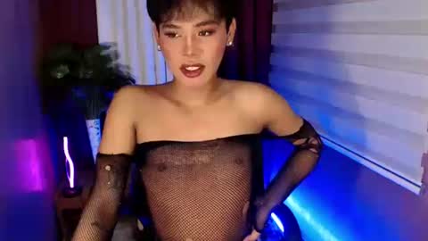 Sam online show from 09/11/25, 09:31