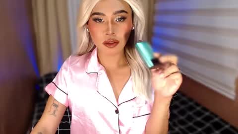 Sam online show from 10/16/25, 05:47