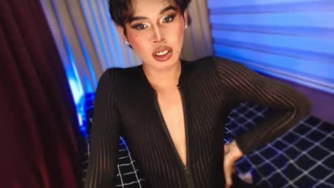 Sam online show from 11/08/25, 08:18